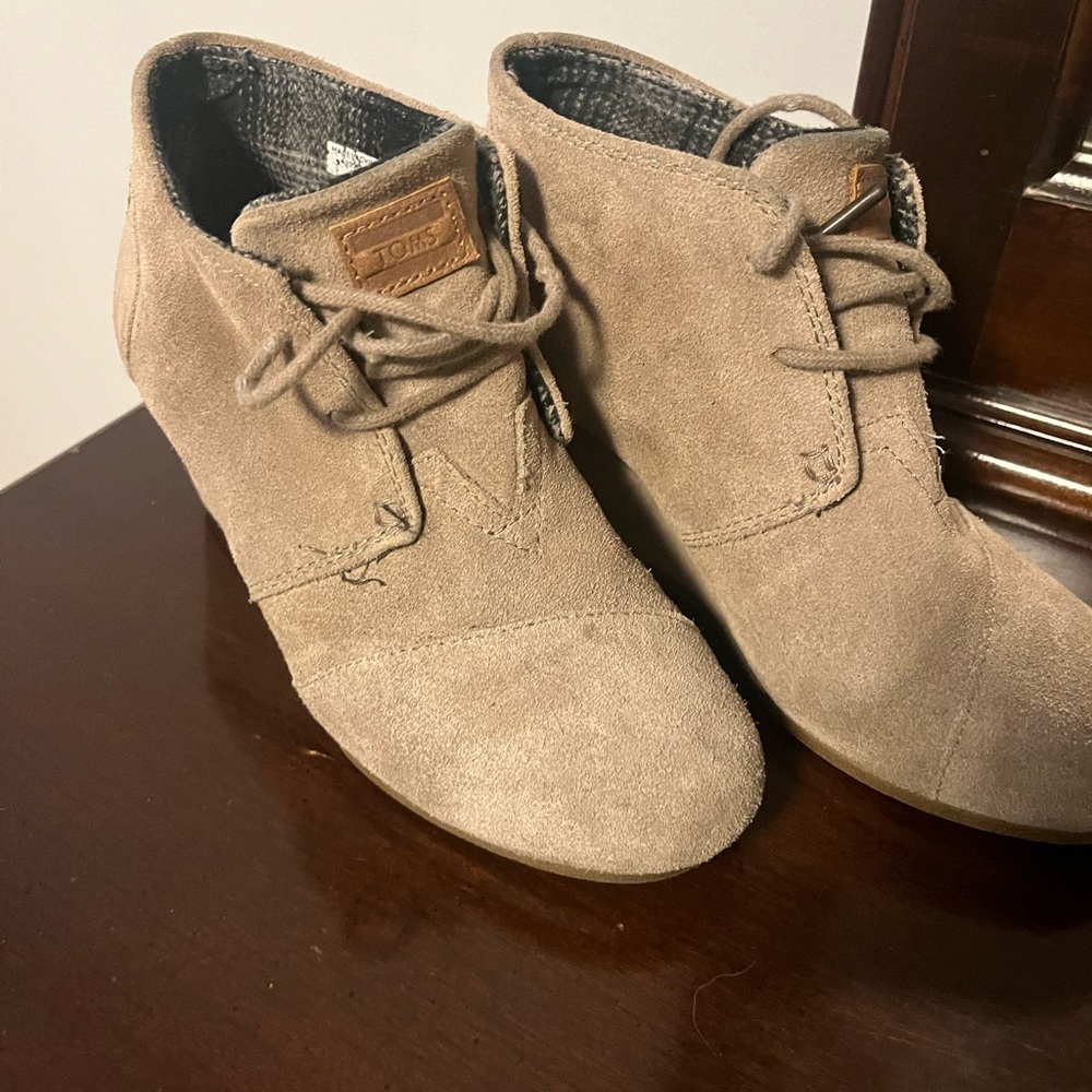 Tons Booties - Picture 5 of 5